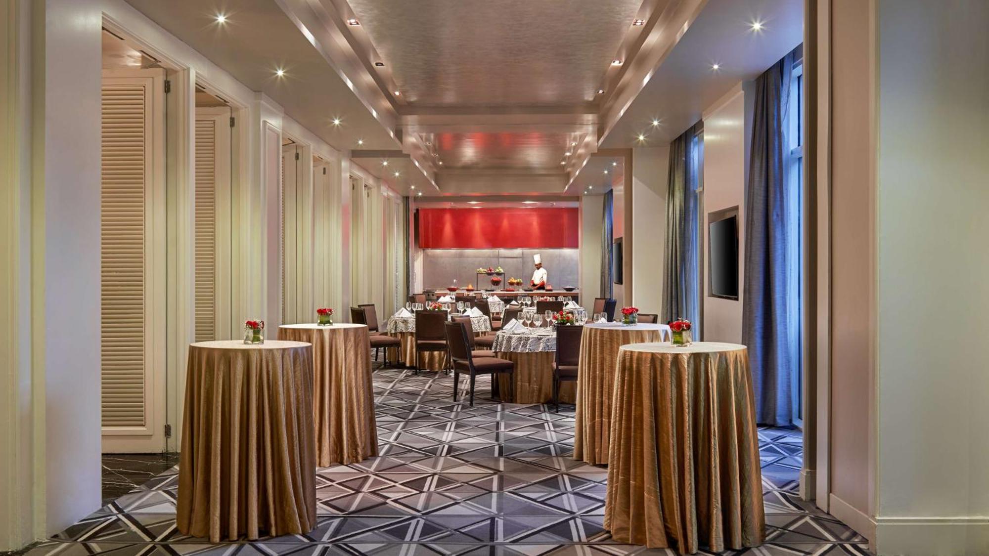 Hotel Park Hyatt Chennai Exterior foto