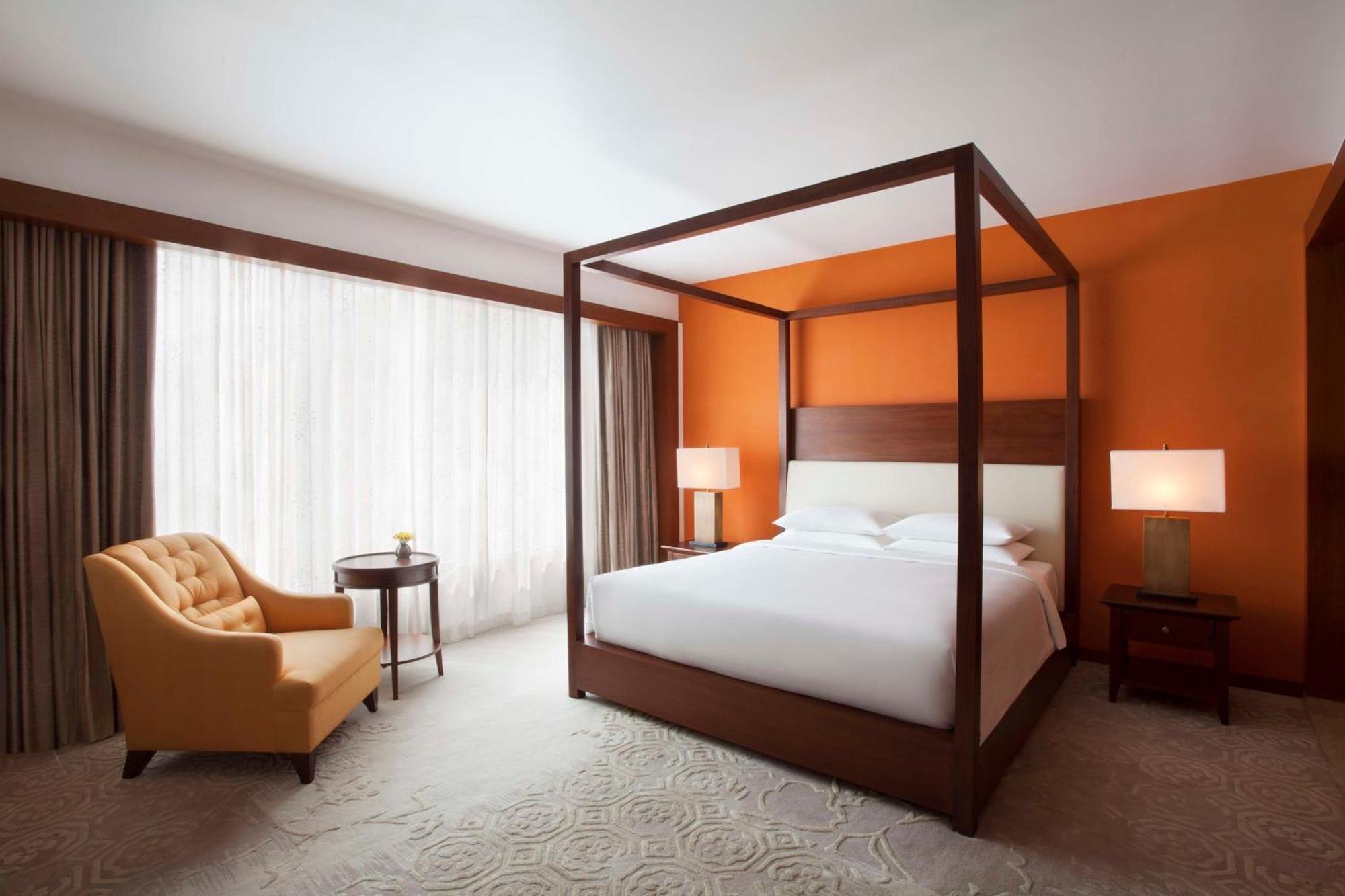 Hotel Park Hyatt Chennai Exterior foto