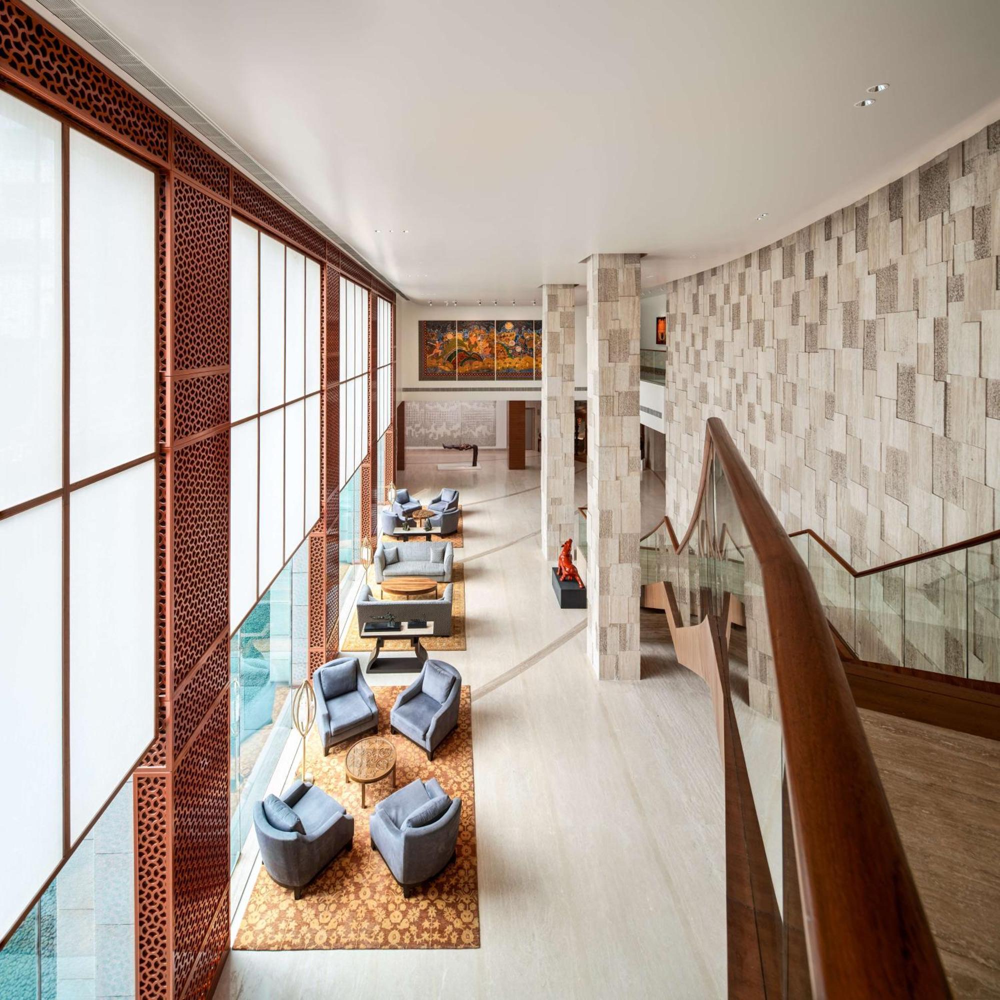 Hotel Park Hyatt Chennai Exterior foto