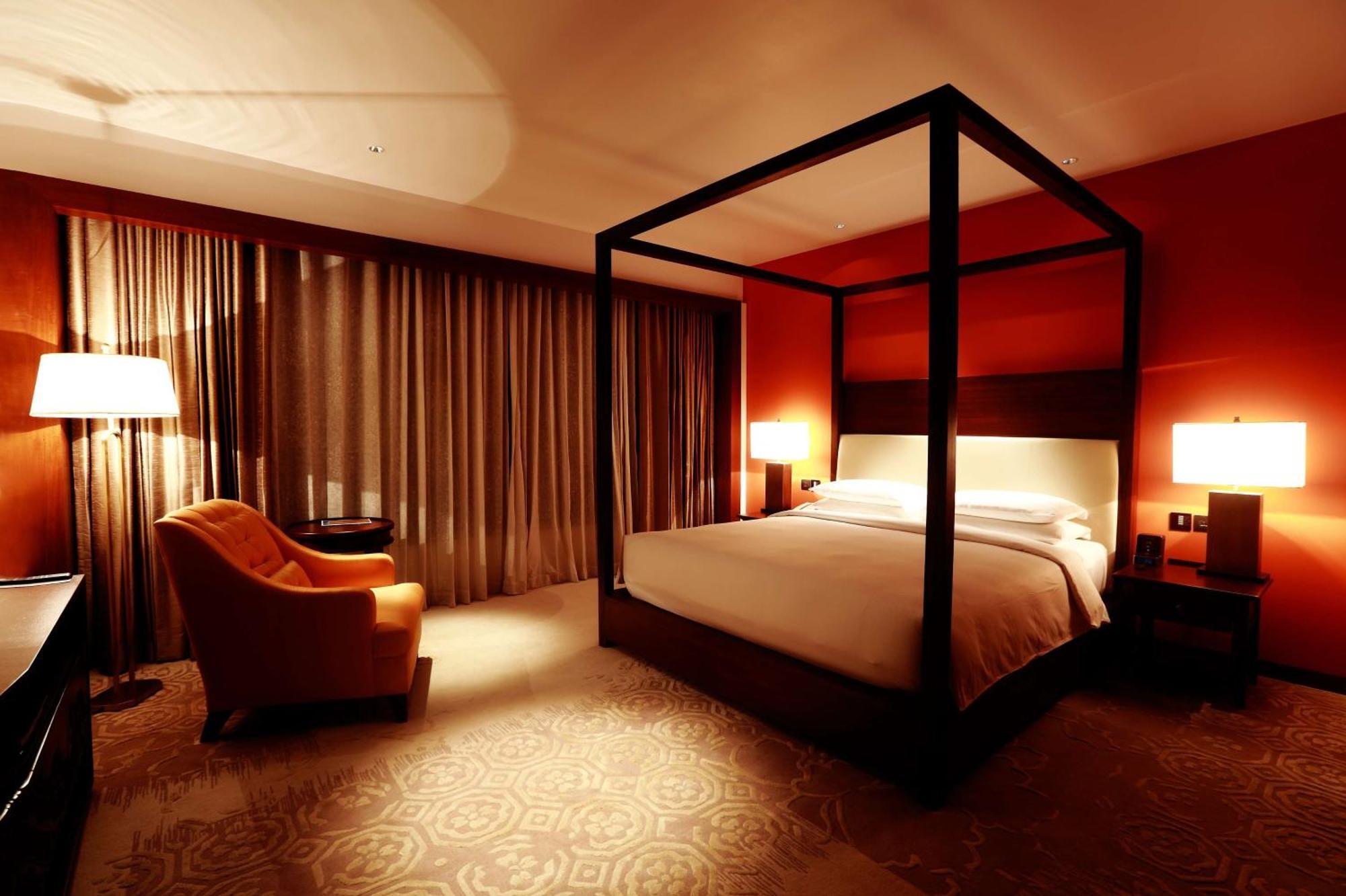 Hotel Park Hyatt Chennai Exterior foto